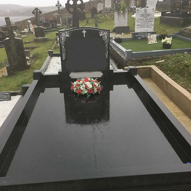 Boyle Memorials