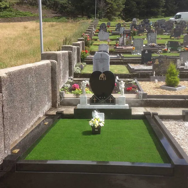 Boyle Memorials